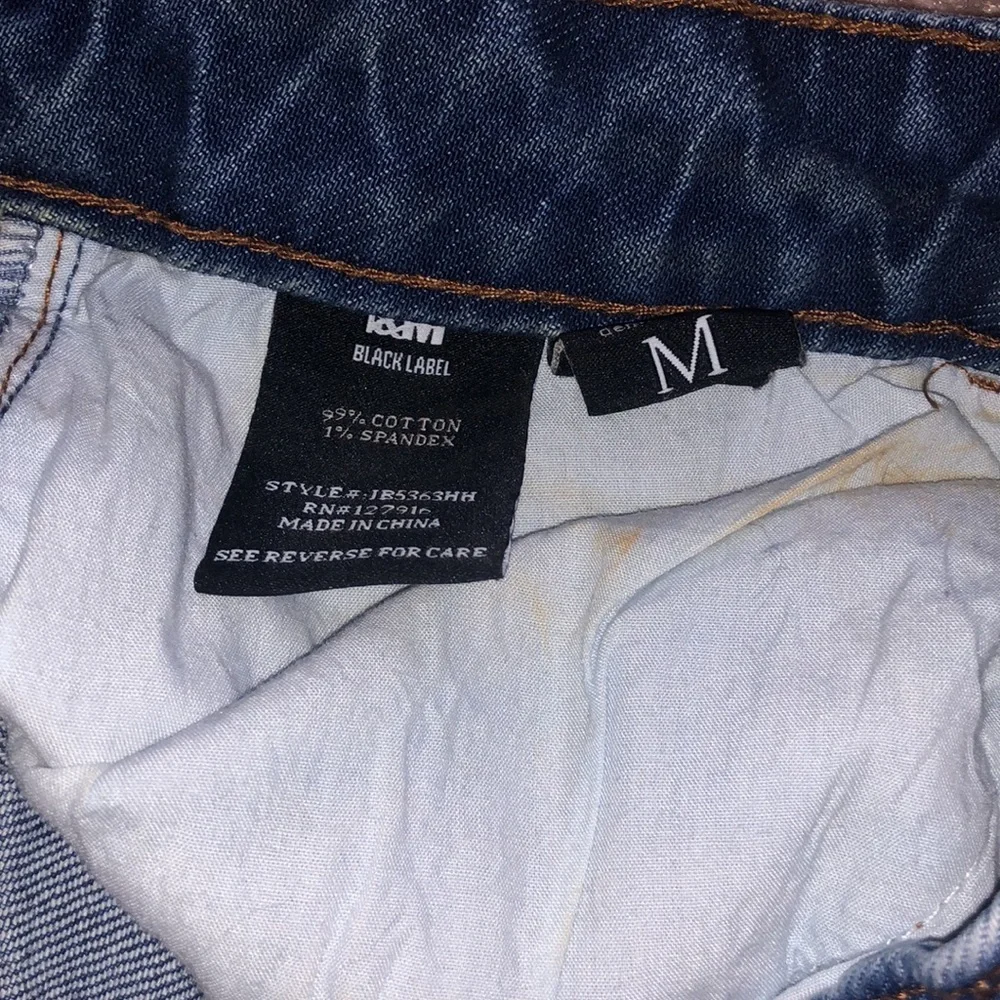 I&M High Waisted Shorts - Medium - Picture 4 of 5